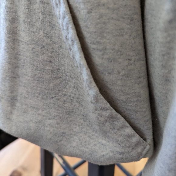 ✨2/$25✨ Vintage Hunting Deer Hoodie - Picture 8 of 12